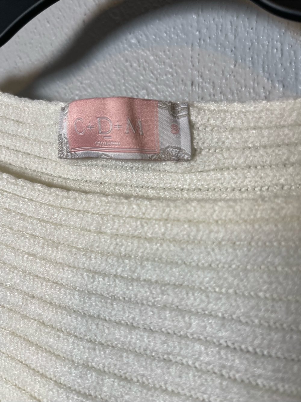 C+D+M Collection- Women's Cream Ribbed Balloon-Sleeve Sweater - Picture 2 of 7